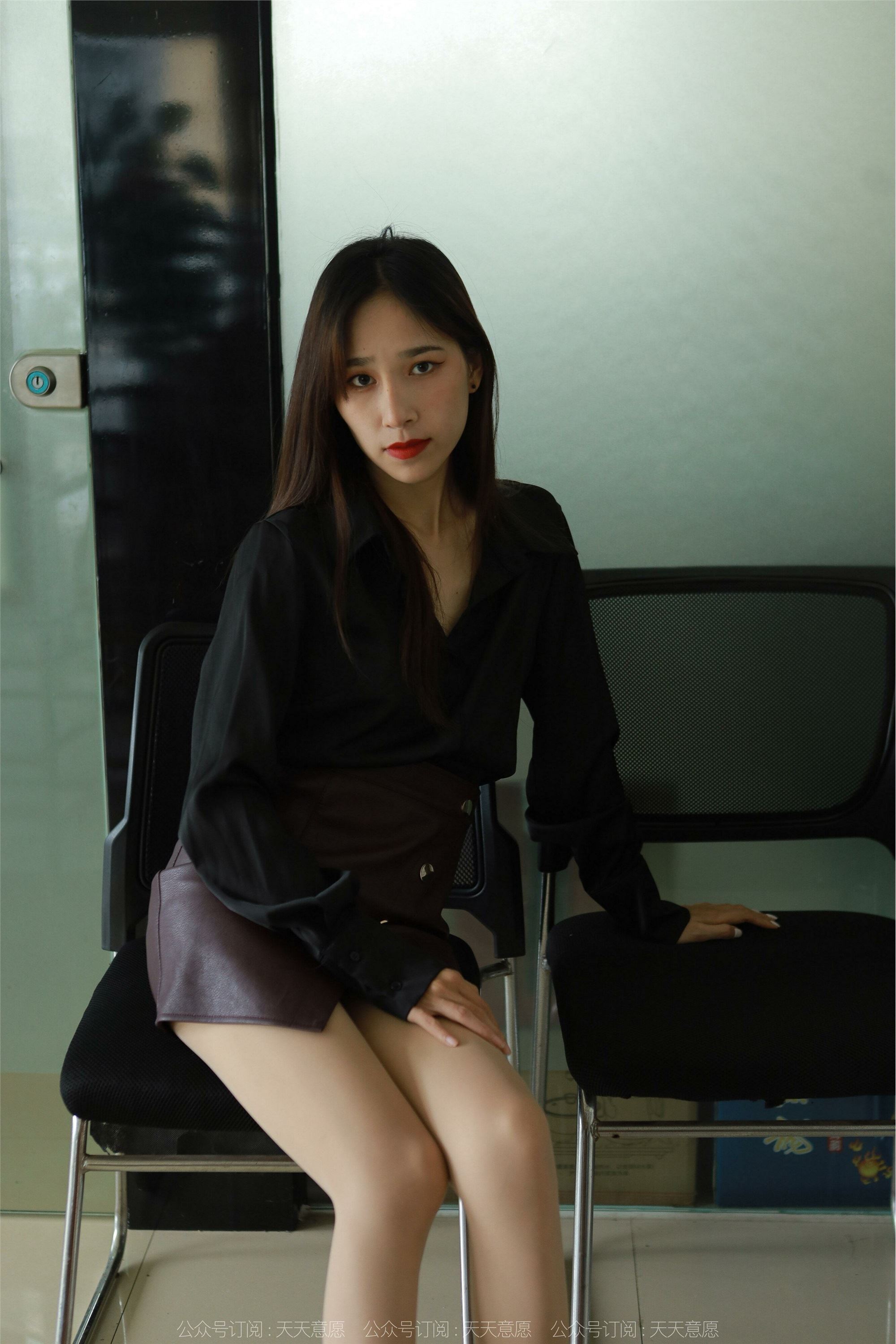 IESS异思趣向  2022.07.29 丝享家 1162：美子《办公室的温情》